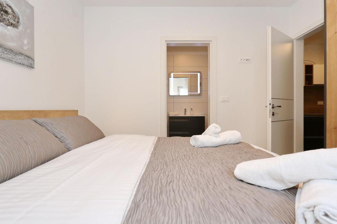 Ankora 1 With Heated Pool Apartment