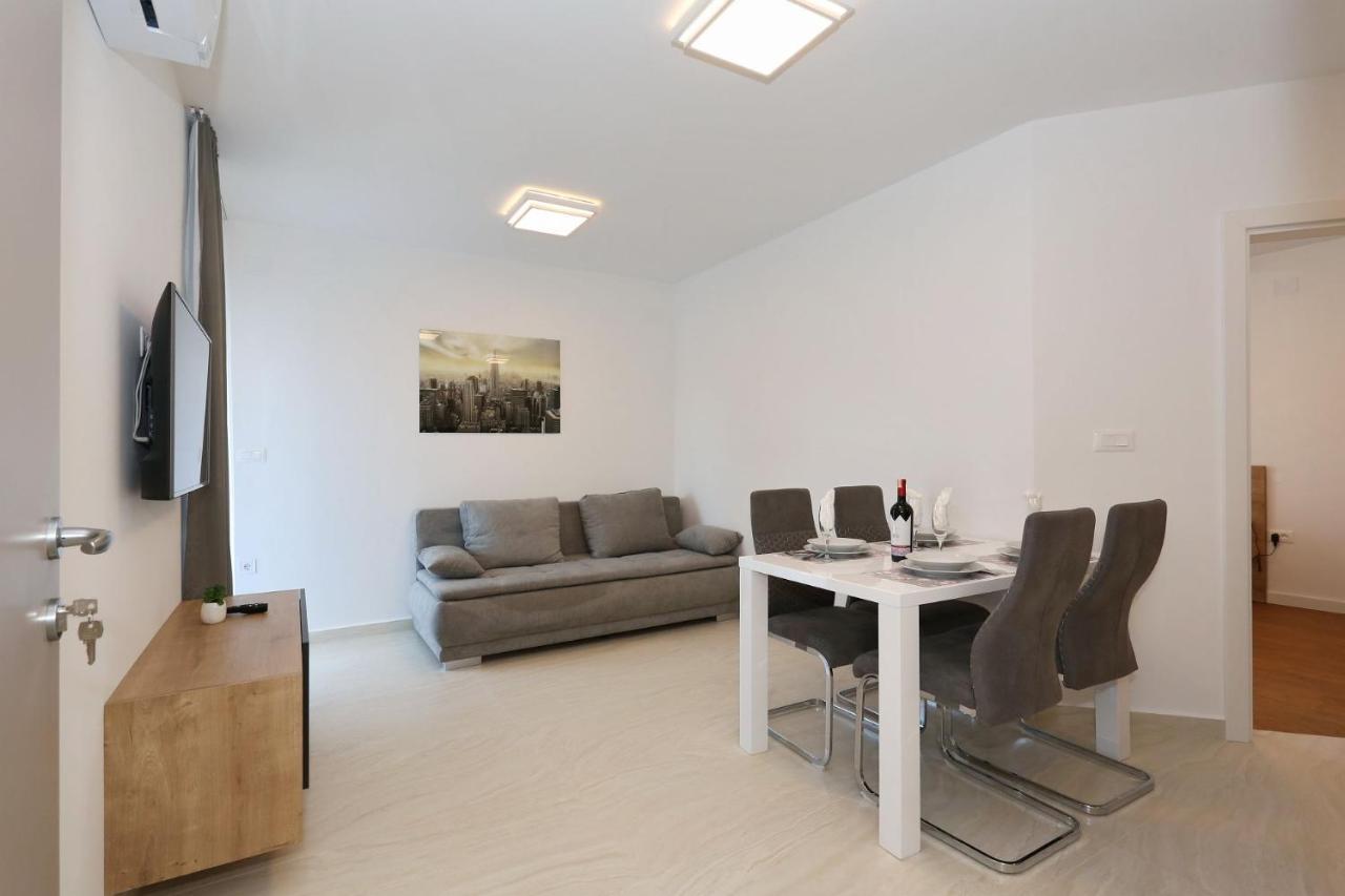 Ankora 1 With Heated Pool Apartment