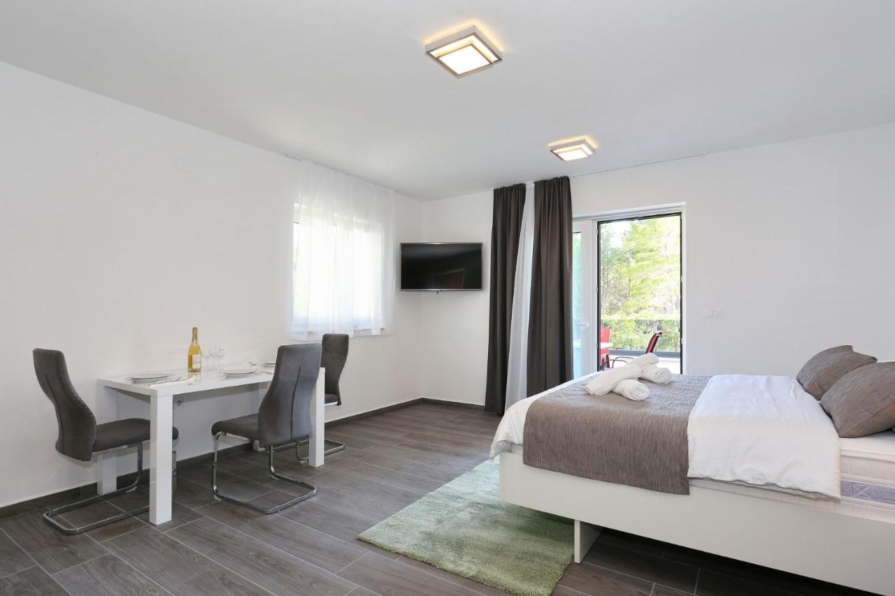Ankora 1 With Heated Pool Biograd Na Moru