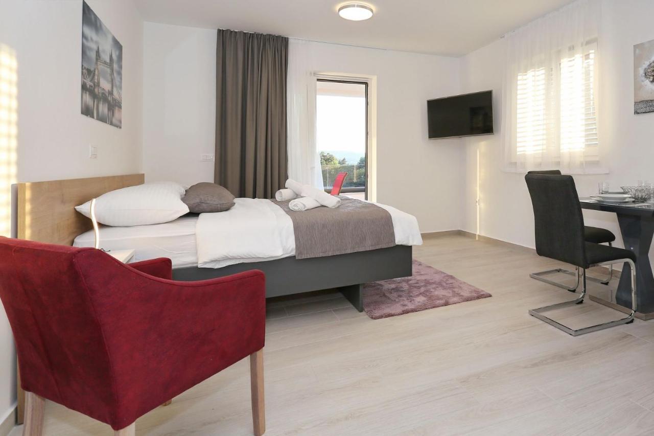 Ankora 1 With Heated Pool Apartment