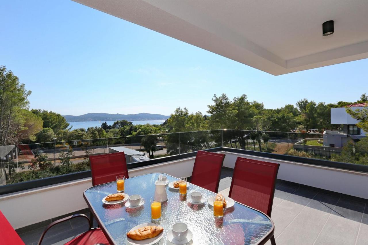 Apartment Ankora 1 With Heated Pool