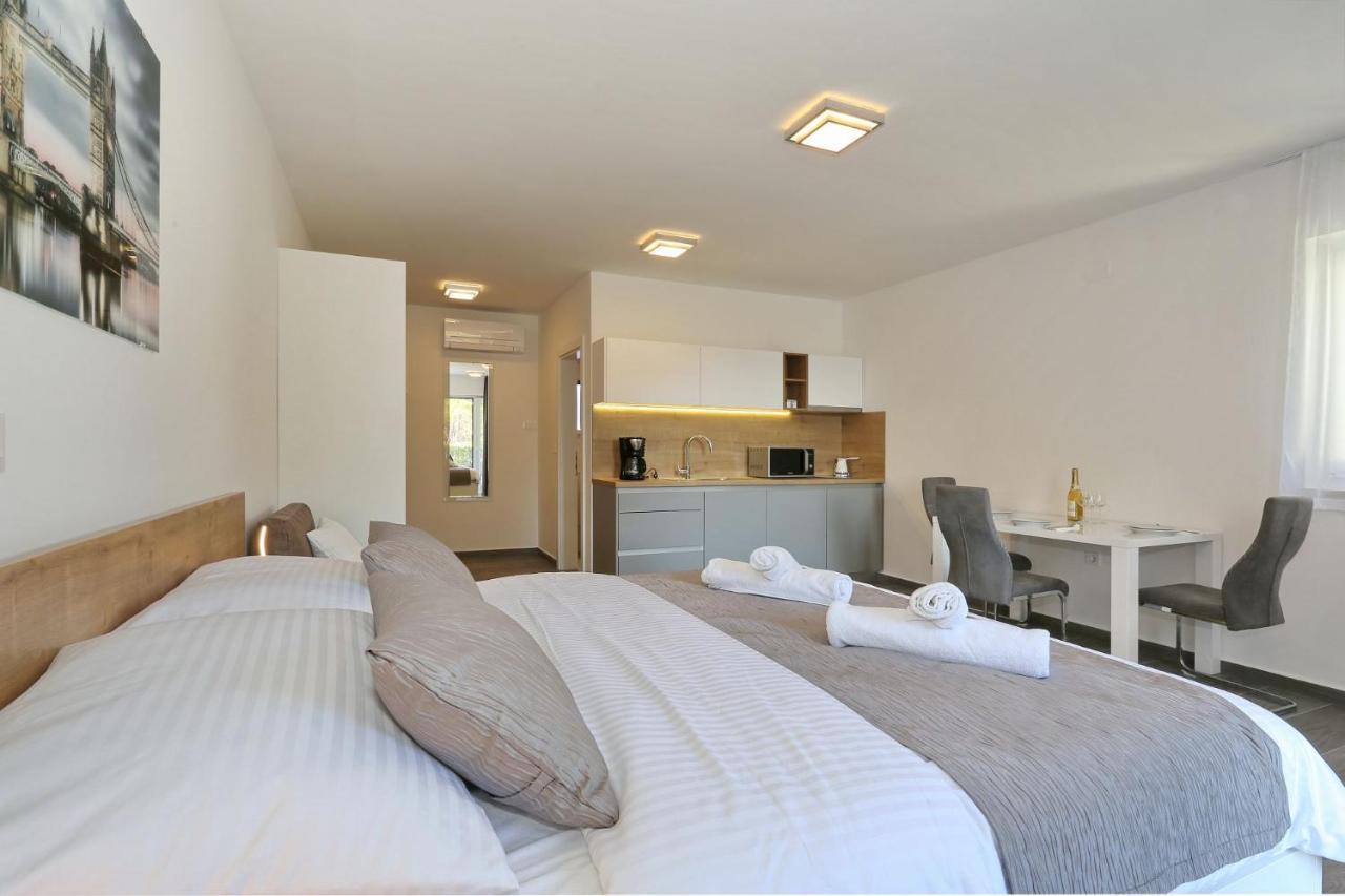 Ankora 1 With Heated Pool * Biograd Na Moru