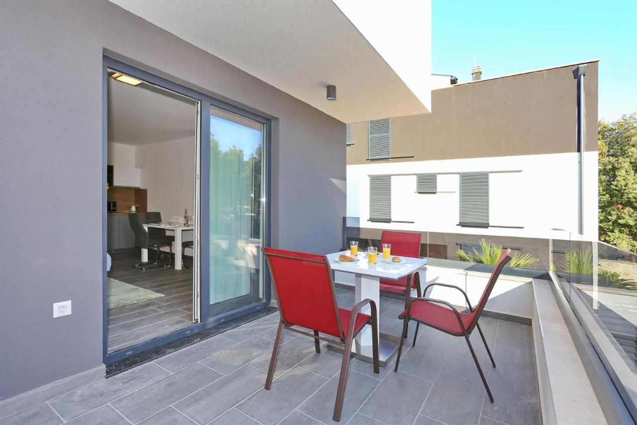 Ankora 1 With Heated Pool