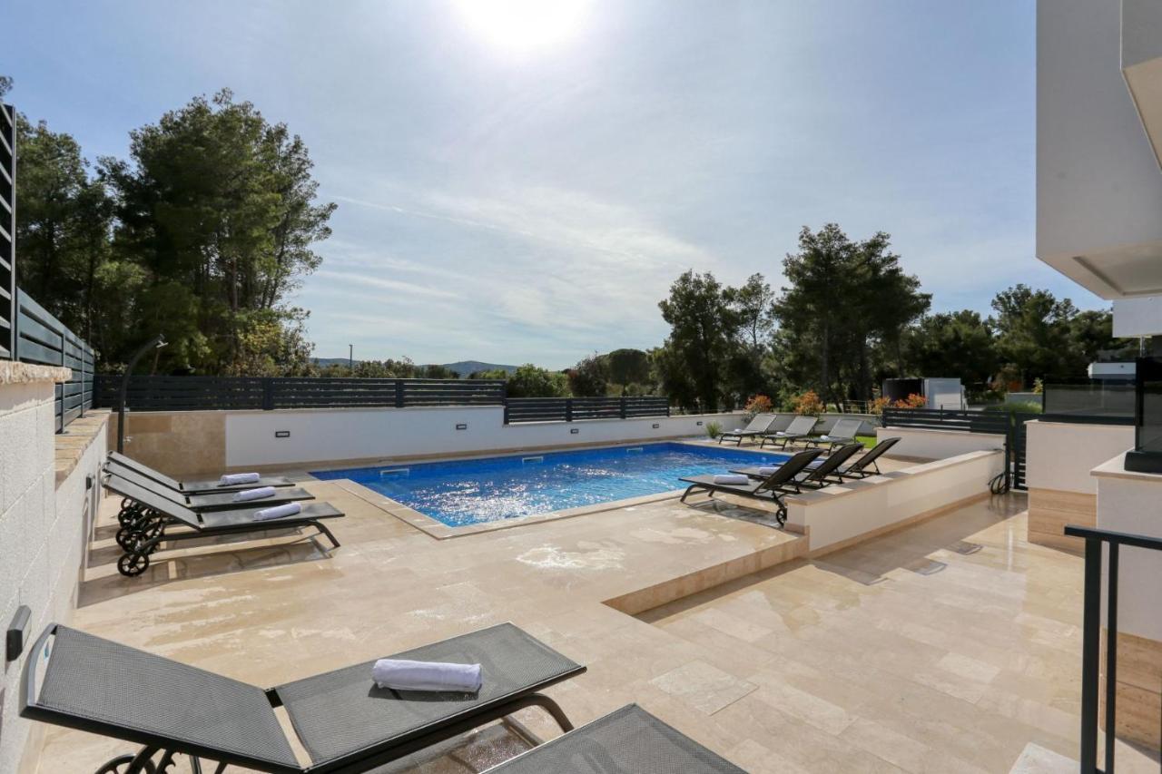 Ankora 1 With Heated Pool Biograd Na Moru