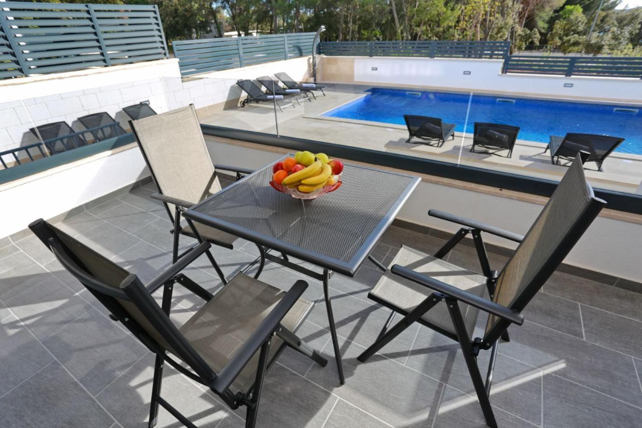 Ankora 1 With Heated Pool