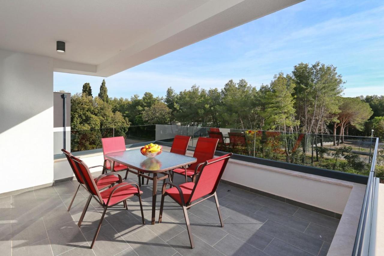 Ankora 1 With Heated Pool Apartment Biograd Na Moru