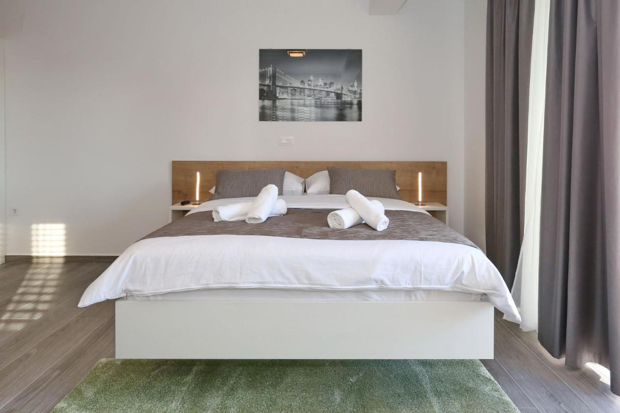 Ankora 1 With Heated Pool Biograd Na Moru